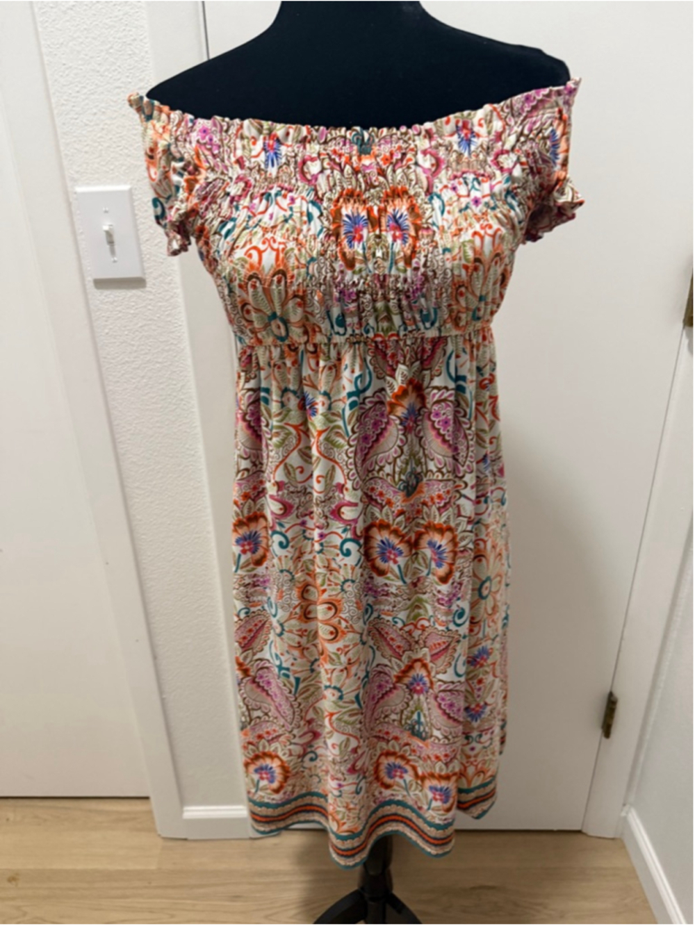 London Times Off Shoulder Dress Size 4 Floral Boho Smocked Summer Midi Ruffle